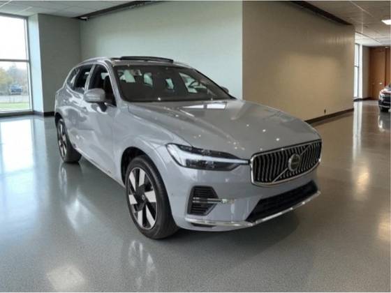 VOLVO XC60 2.0 T8 PHEV ULTRA AWD GEARTRONIC VOLVO XC60 2.0 T8 PHEV ULTRA AWD GEARTRONIC